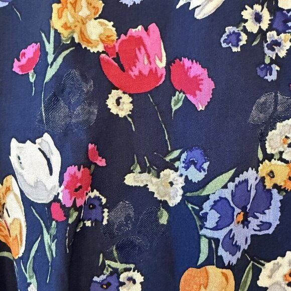 LAUREN Ralph Lauren Black Label Ruffle Trim Black Floral Top Size M - Picture 7 of 12